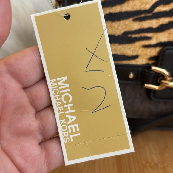 Michael Kors NWT Heather Tiger Calf Hair Leather Logo Crossbody Bag MSRP $398 - Picture 7 of 17